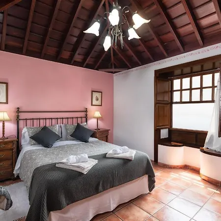 Lightbooking La Morera De Mazo